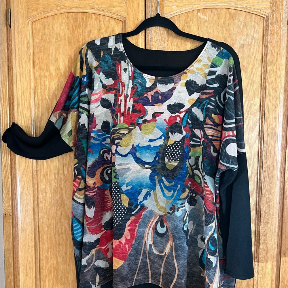 Anna Designs, oversized light weight sweater.  Very colorful